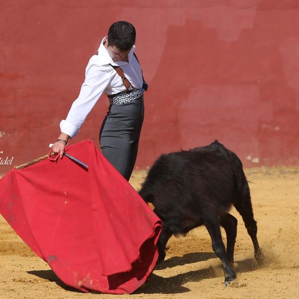 Alumno de la Escuela Taurina de Cabra