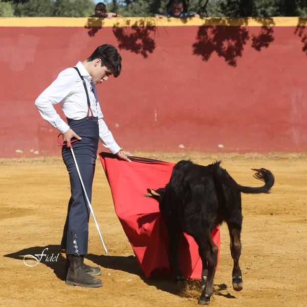 Alumno de la Escuela Taurina de Cabra