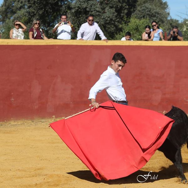 Alumno de la Escuela Taurina de Cabra