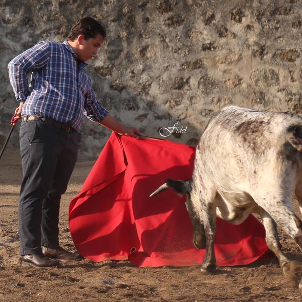 Alumno de la Escuela Taurina de Cabra