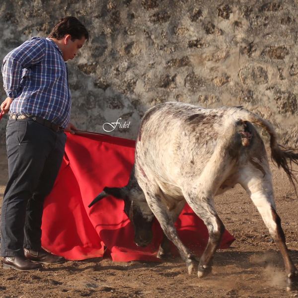 Alumno de la Escuela Taurina de Cabra